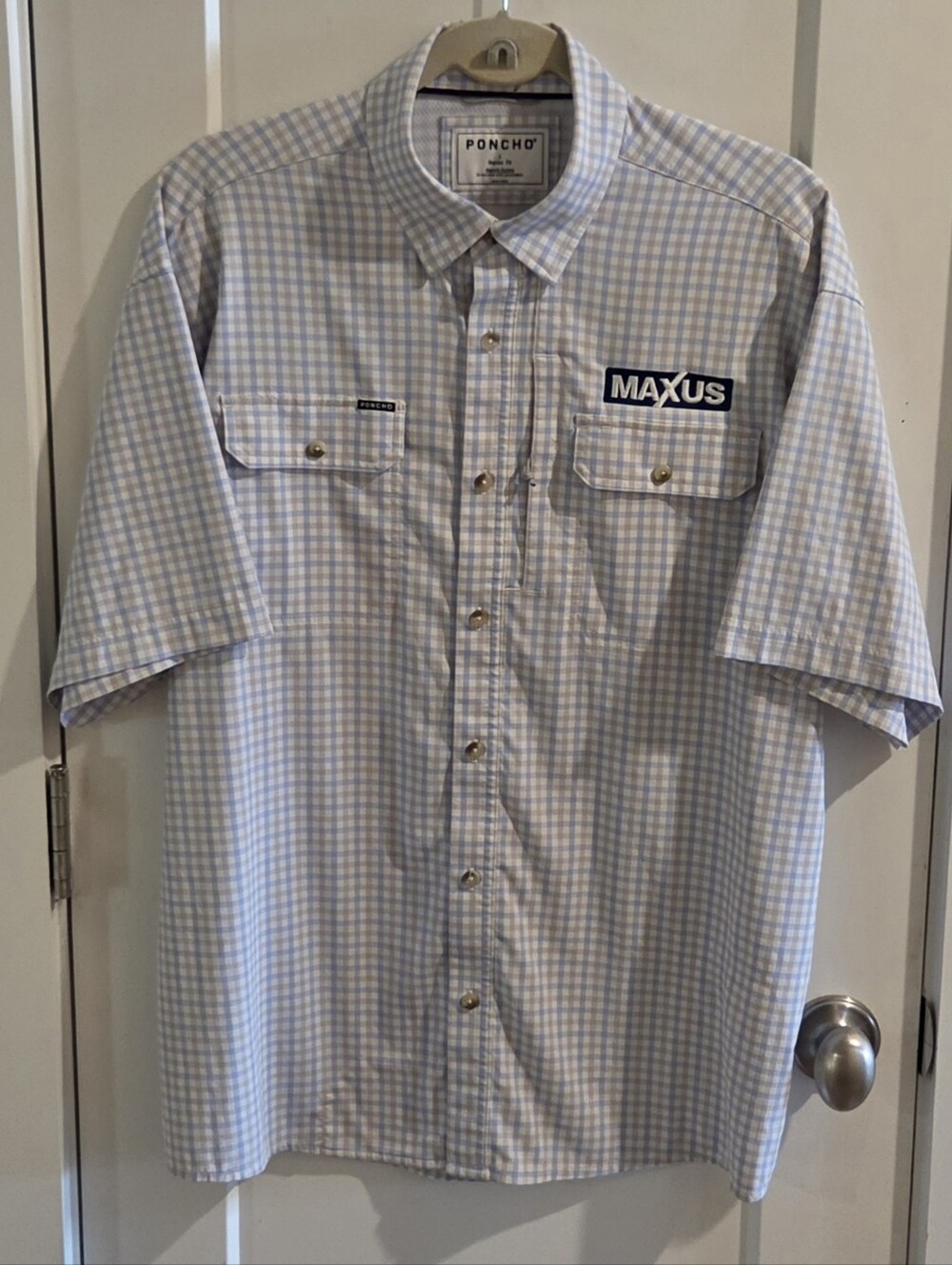 Poncho Outdoors Magnetic Pocket Short-Sleeve Plaid Shirt - Size Large - Carolina